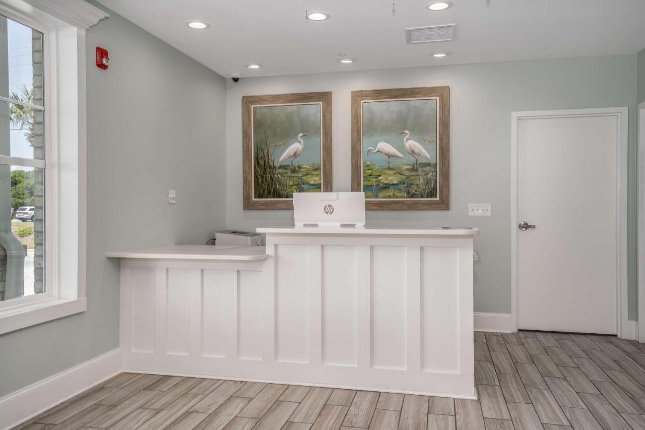 Lighthouse Suites - Best Western Signature Collection Emerald Isle Extérieur photo