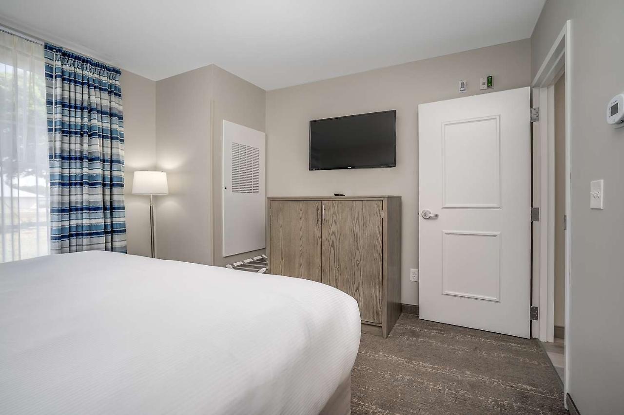 Lighthouse Suites - Best Western Signature Collection Emerald Isle Extérieur photo